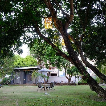 Udee Cozy Bed & Breakfast Chiang Mai Bagian luar foto