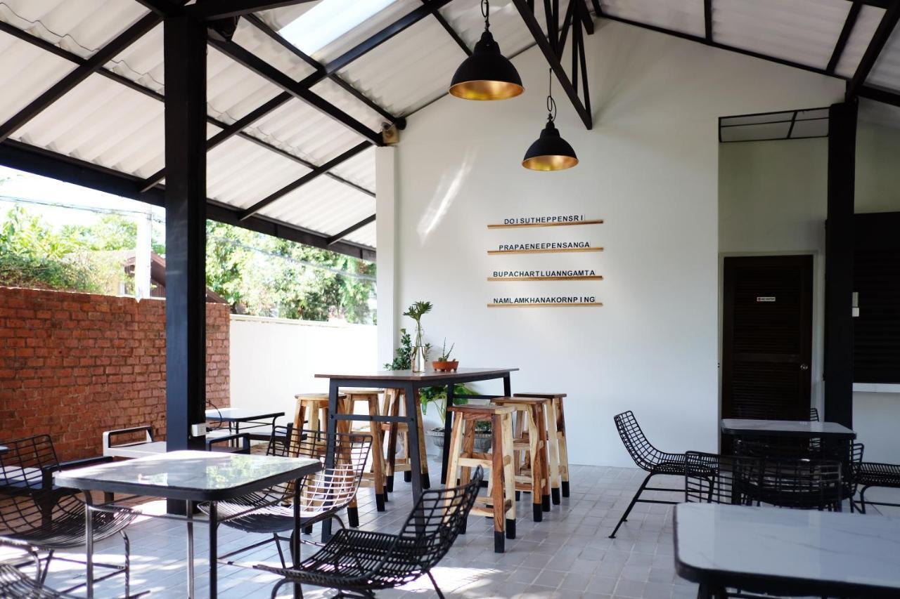 Udee Cozy Bed & Breakfast Chiang Mai Bagian luar foto