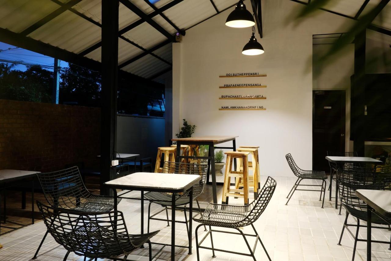 Udee Cozy Bed & Breakfast Chiang Mai Bagian luar foto
