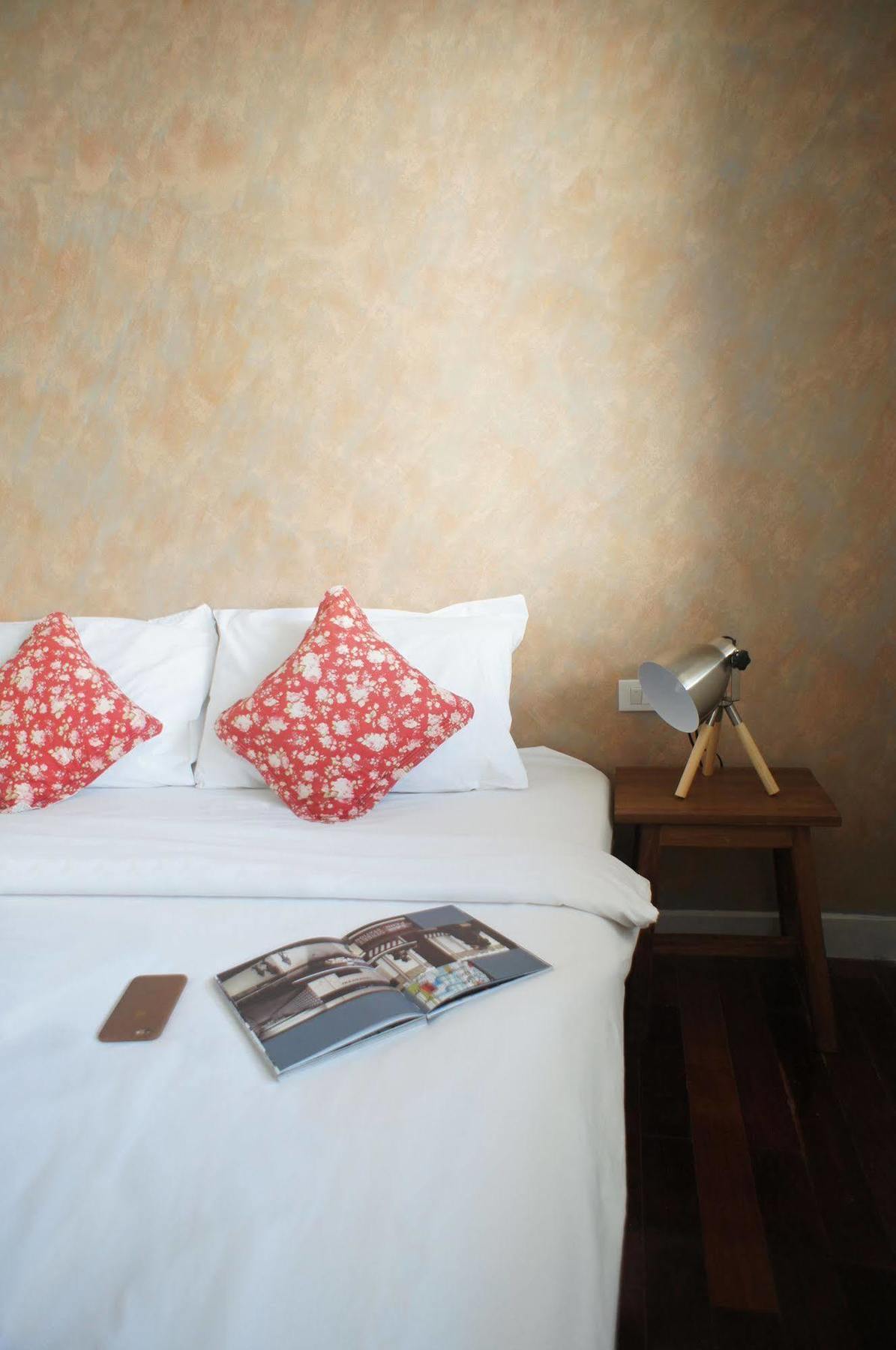 Udee Cozy Bed & Breakfast Chiang Mai Bagian luar foto