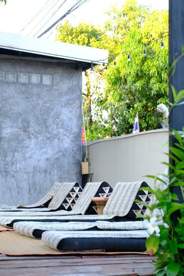 Udee Cozy Bed & Breakfast Chiang Mai Bagian luar foto